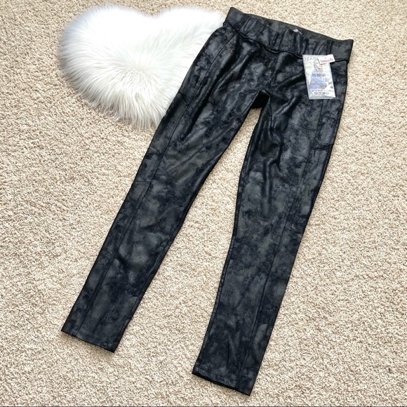 REWASH Faux leather pants/leggings NWT - Picture 2 of 7